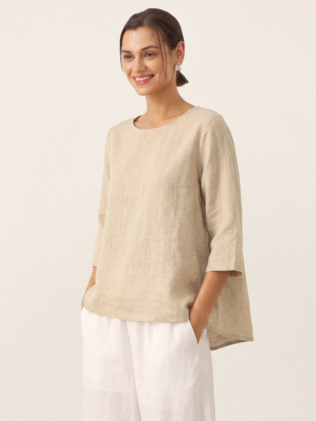 Brianna | Elegant Round-Neck Asymmetrical Hem Top