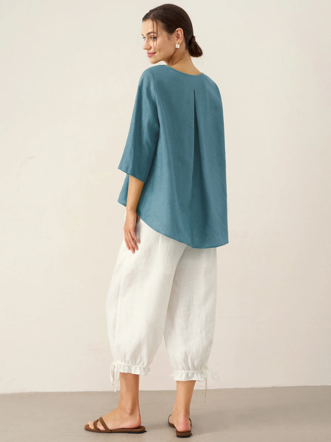 Brianna | Elegant Round-Neck Asymmetrical Hem Top
