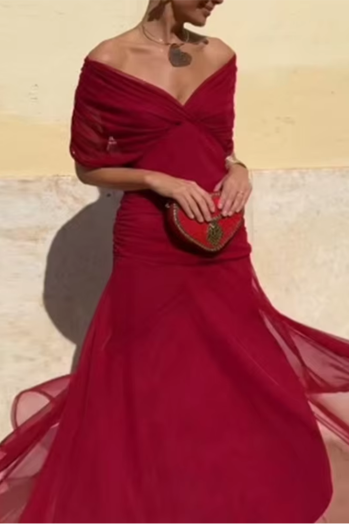 Luisa | Elegant Long Evening Dress with V-Neck