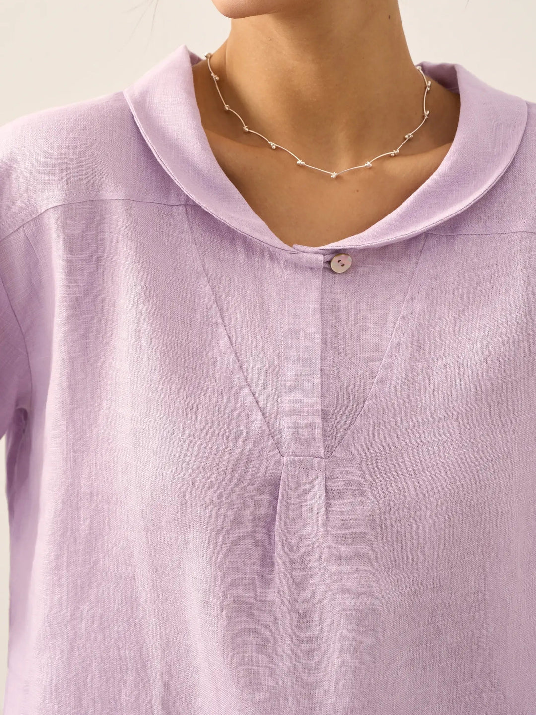 Katherine | Effortless V-Neck Peter Pan Blouse