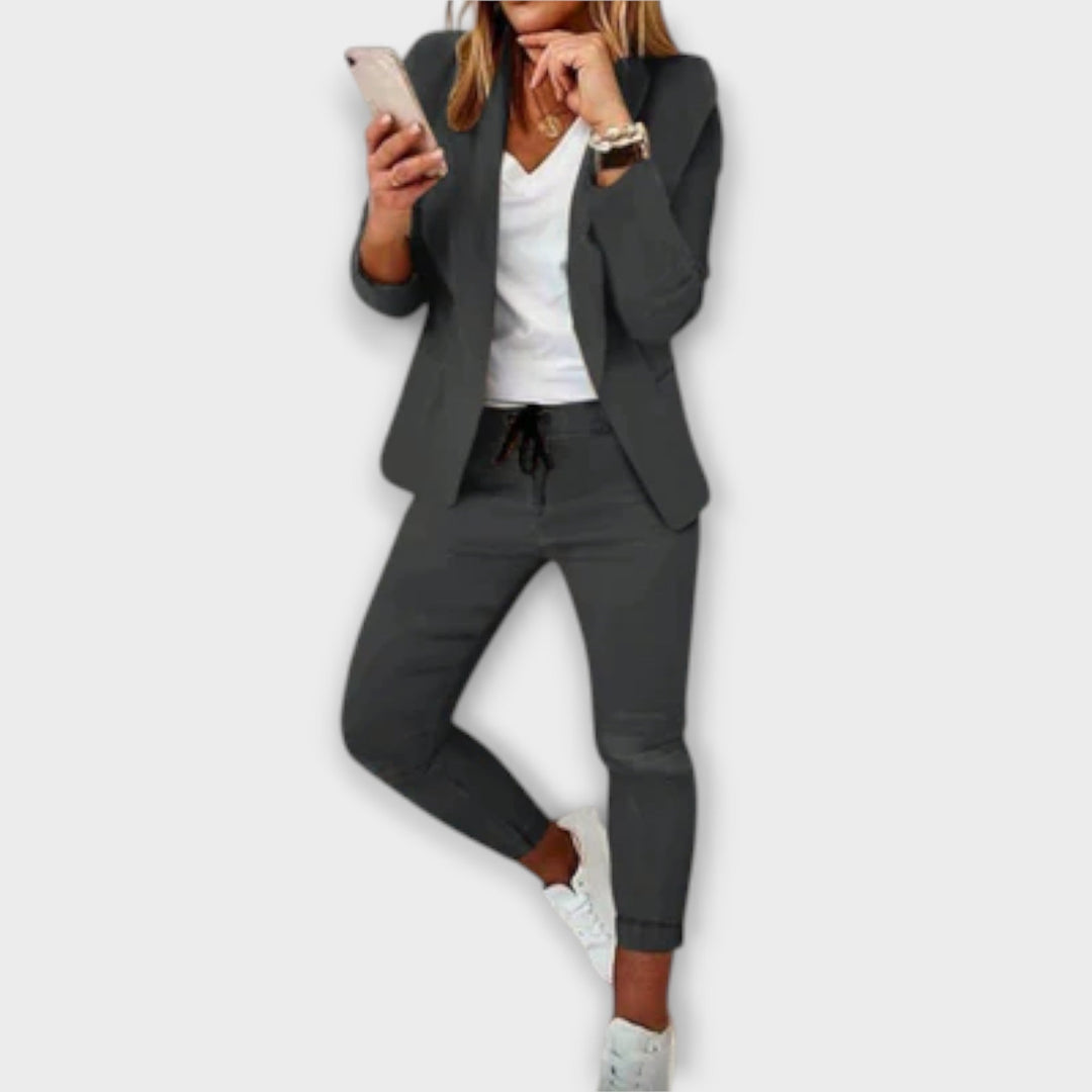 Jamie | Elegant Blazer Set.