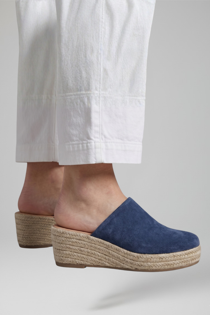 Victoria | Women's Sandals with Cushioned Footbed and Adjustable Straps