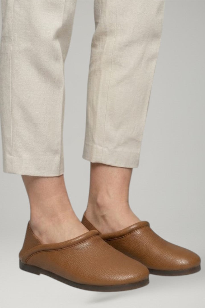 Hazel | Women's Sandals with Cushioned Insole and Textured Sole