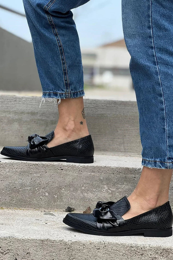 Leonie | Women's Black Bow Slip-On Loafers